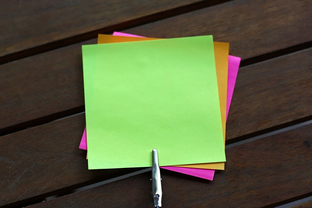 Sticky notes, blank, sticky note