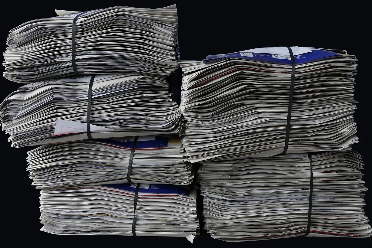 Newspapers, brochures, stack