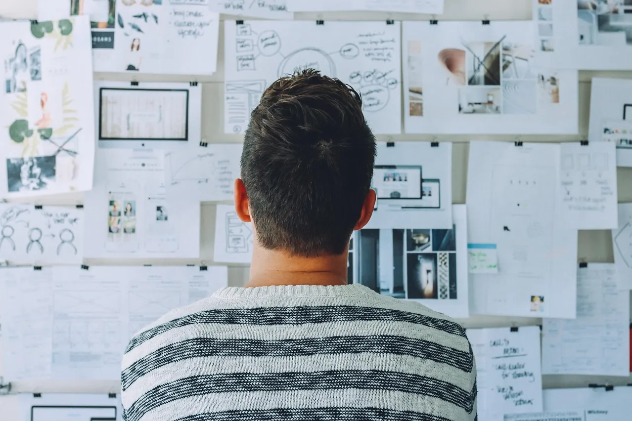 Startup, whiteboard, room