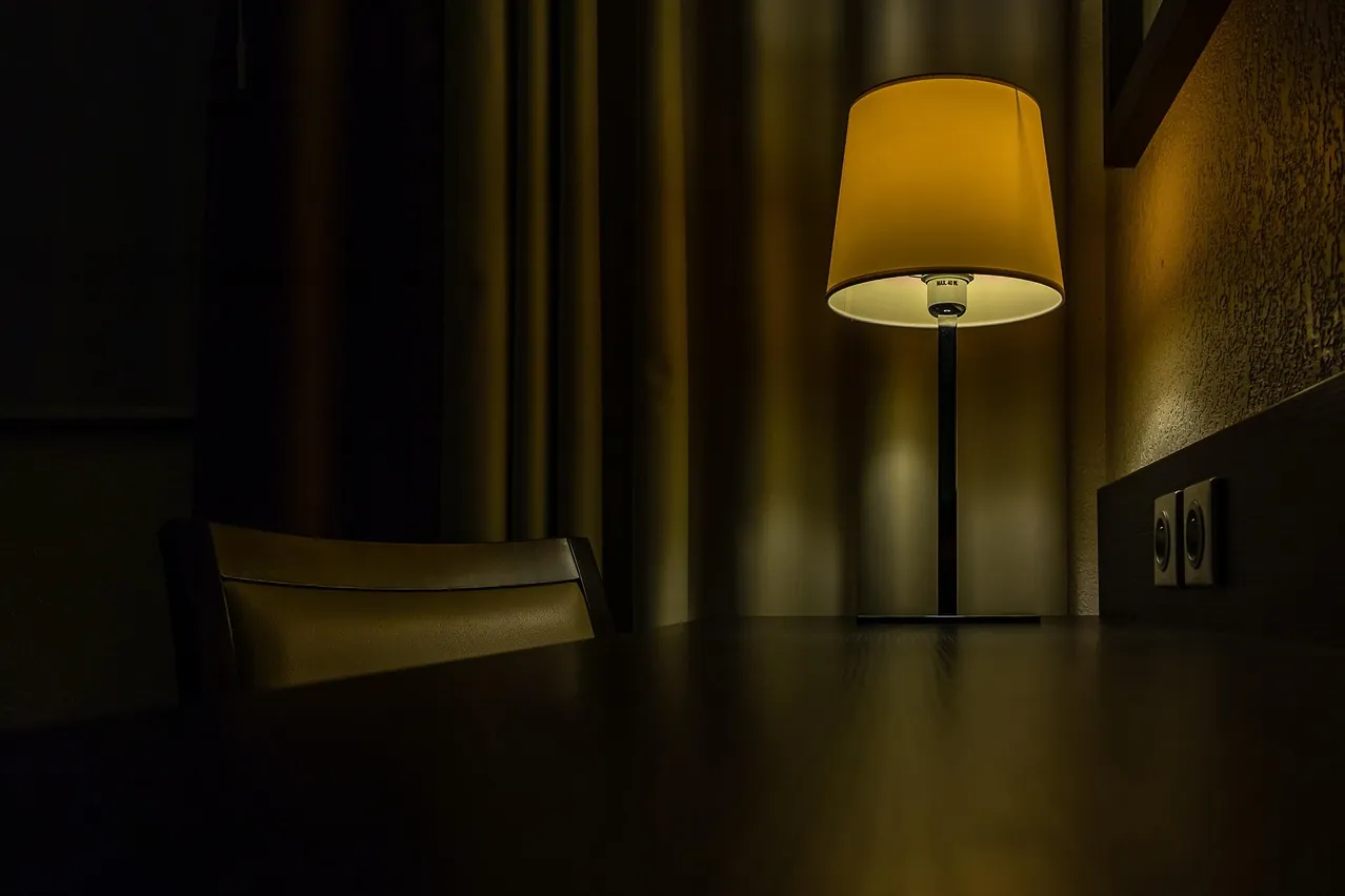 Desk, lamp, light