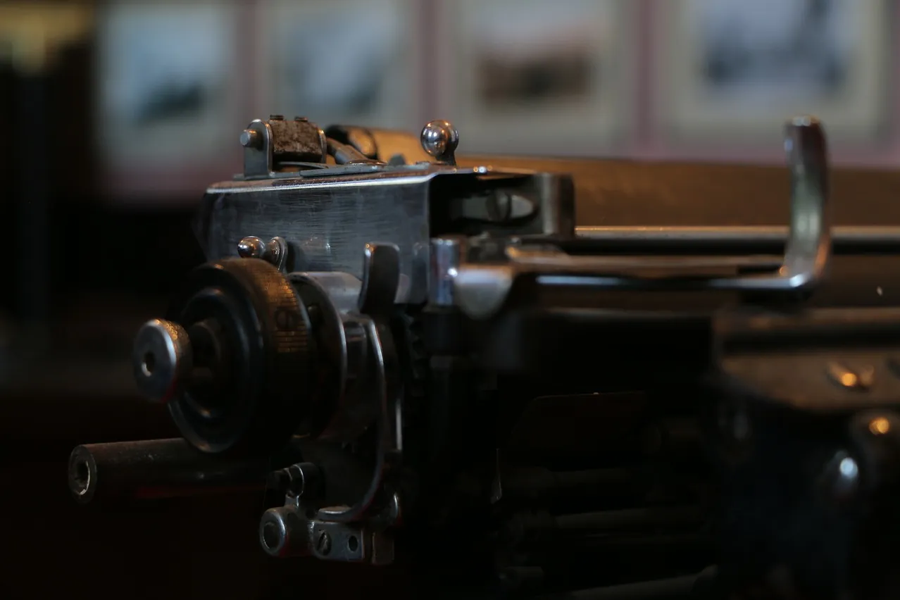 Typewriter, old typewriter, vintage
