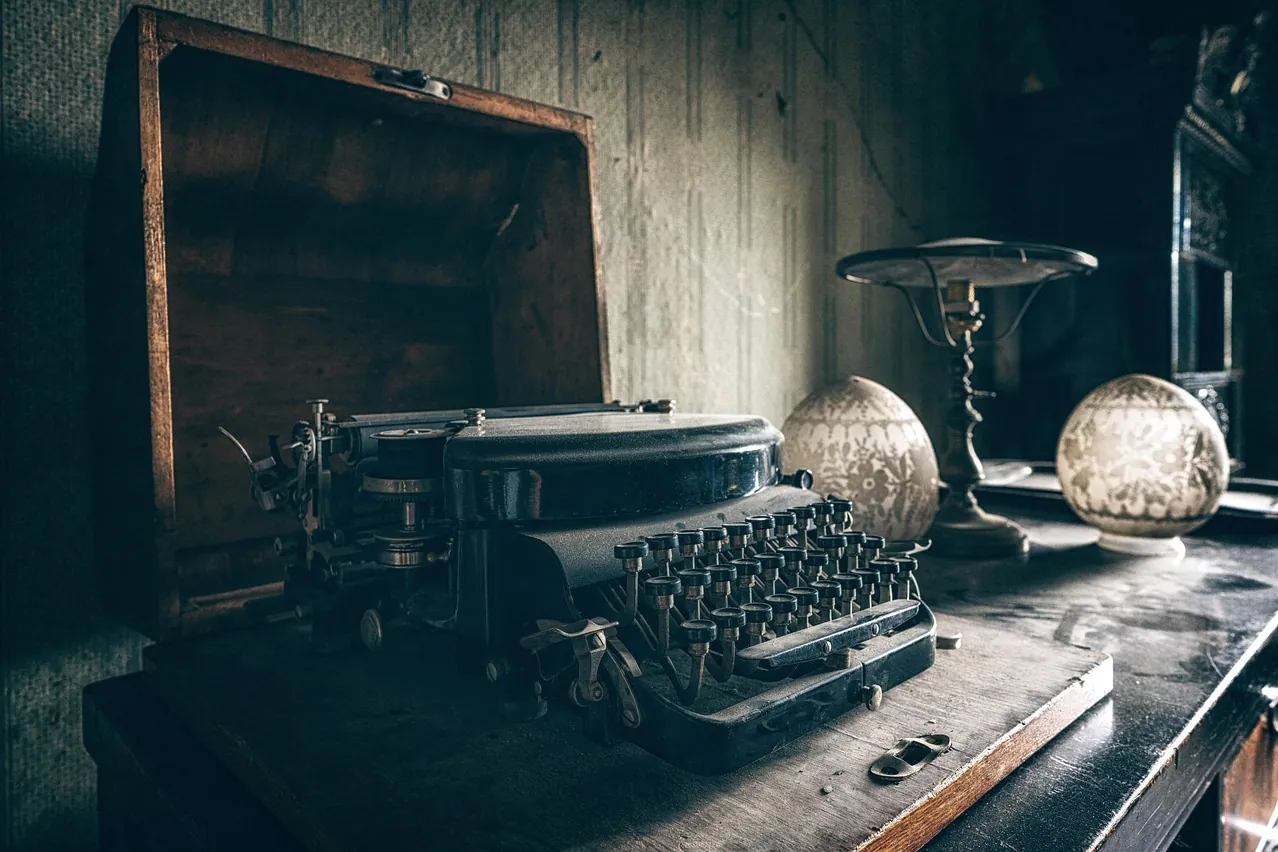 Typewriter, antique, vintage