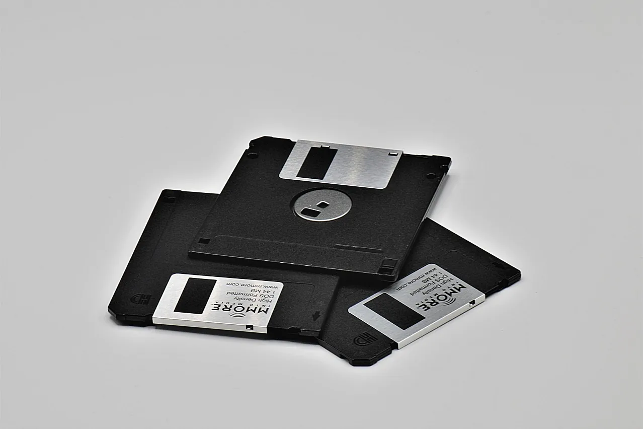 Diskettes, floppy disks, pc accessories