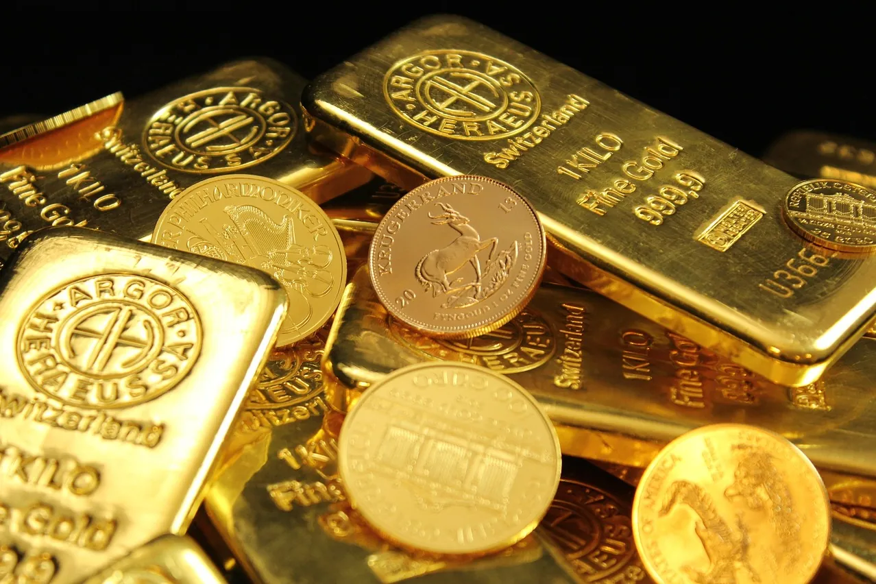 Gold, coins, bullions